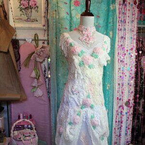 About Roselani Jasmin